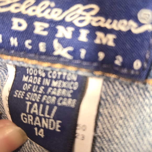 Eddie Bauer Jeans - Picture 2 of 2